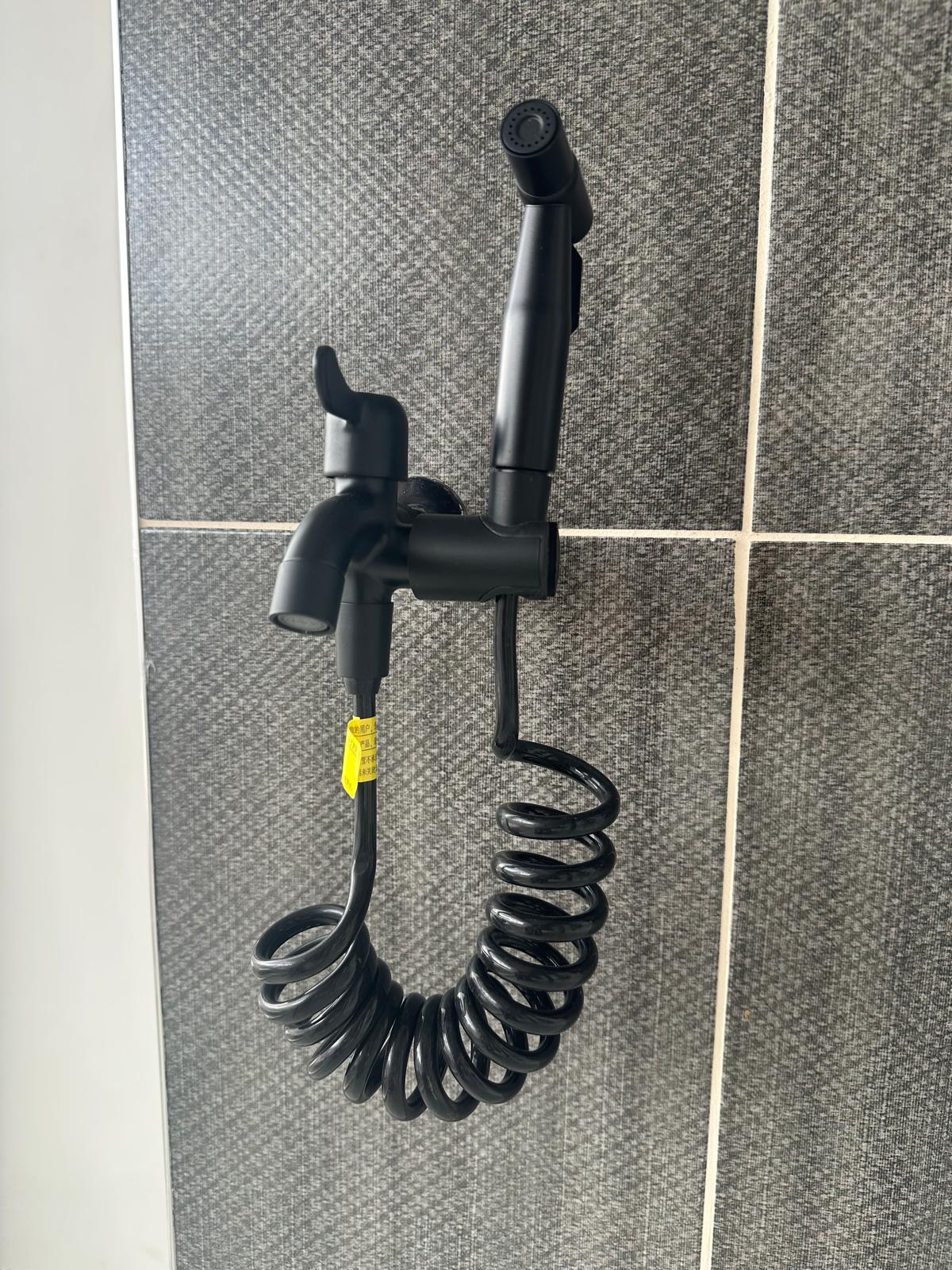 Spralli WC Musluğu